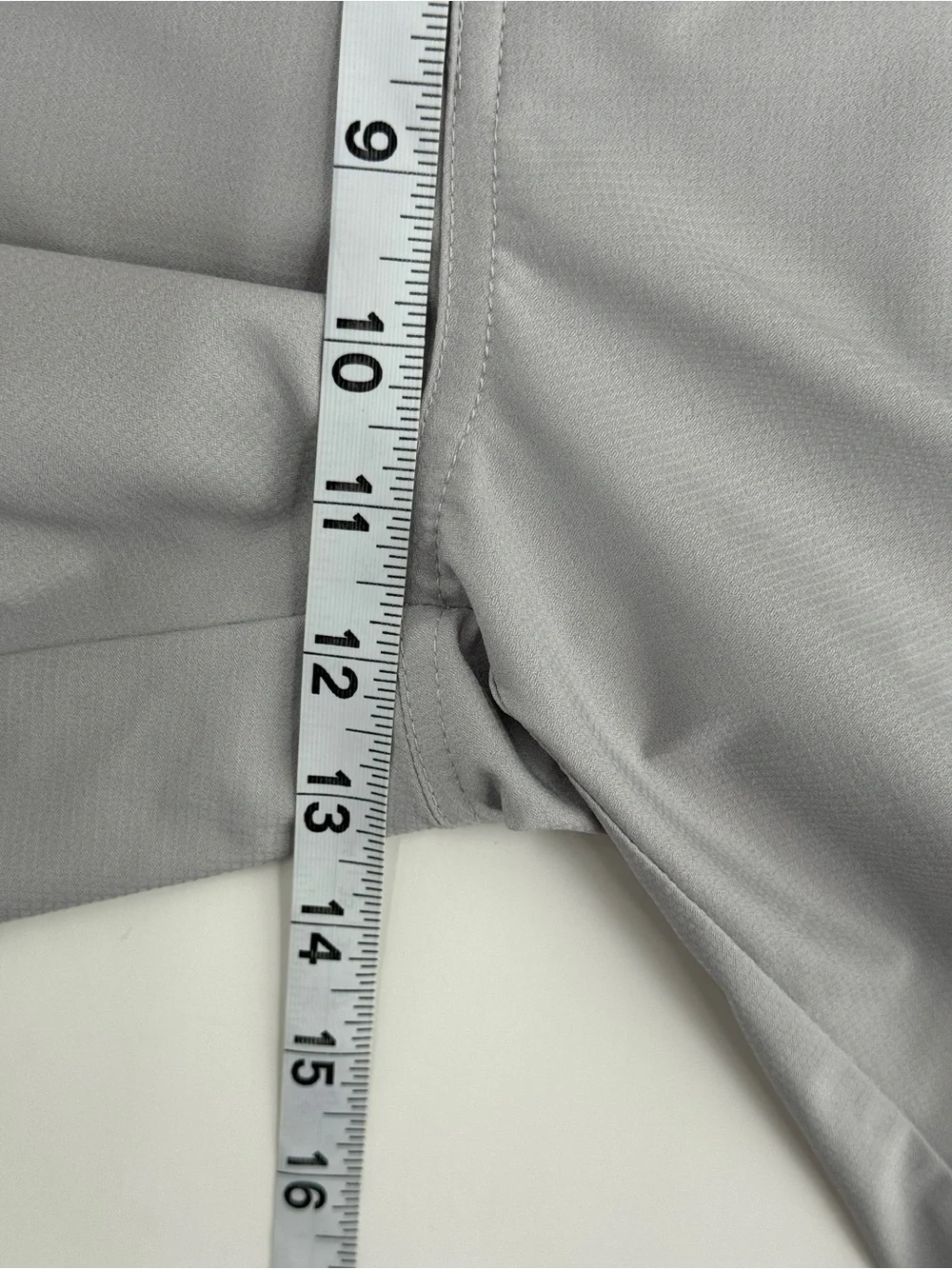 TravisMathew Men’s Golf Shorts Gray Size 36 Stretch 88% Polyester 12% Elastane